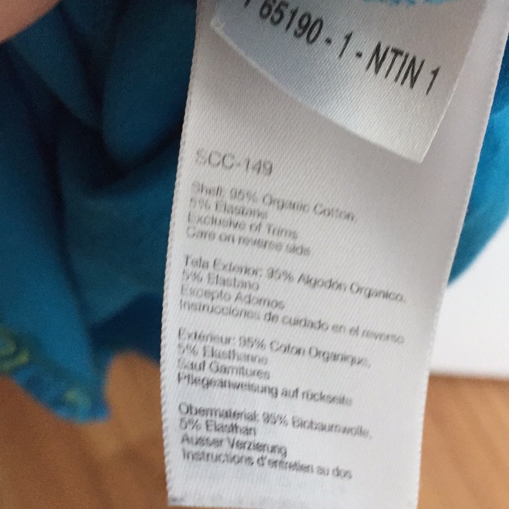🎁MARMOT tank top - Picture 5 of 6